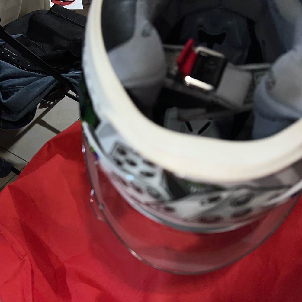 Graphic Motorcycle hydra dry Helmet with Colorful Design - Picture 4 of 12